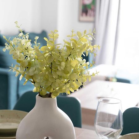 Modern Spacious Apartment Located In Piraeus Luaran gambar
